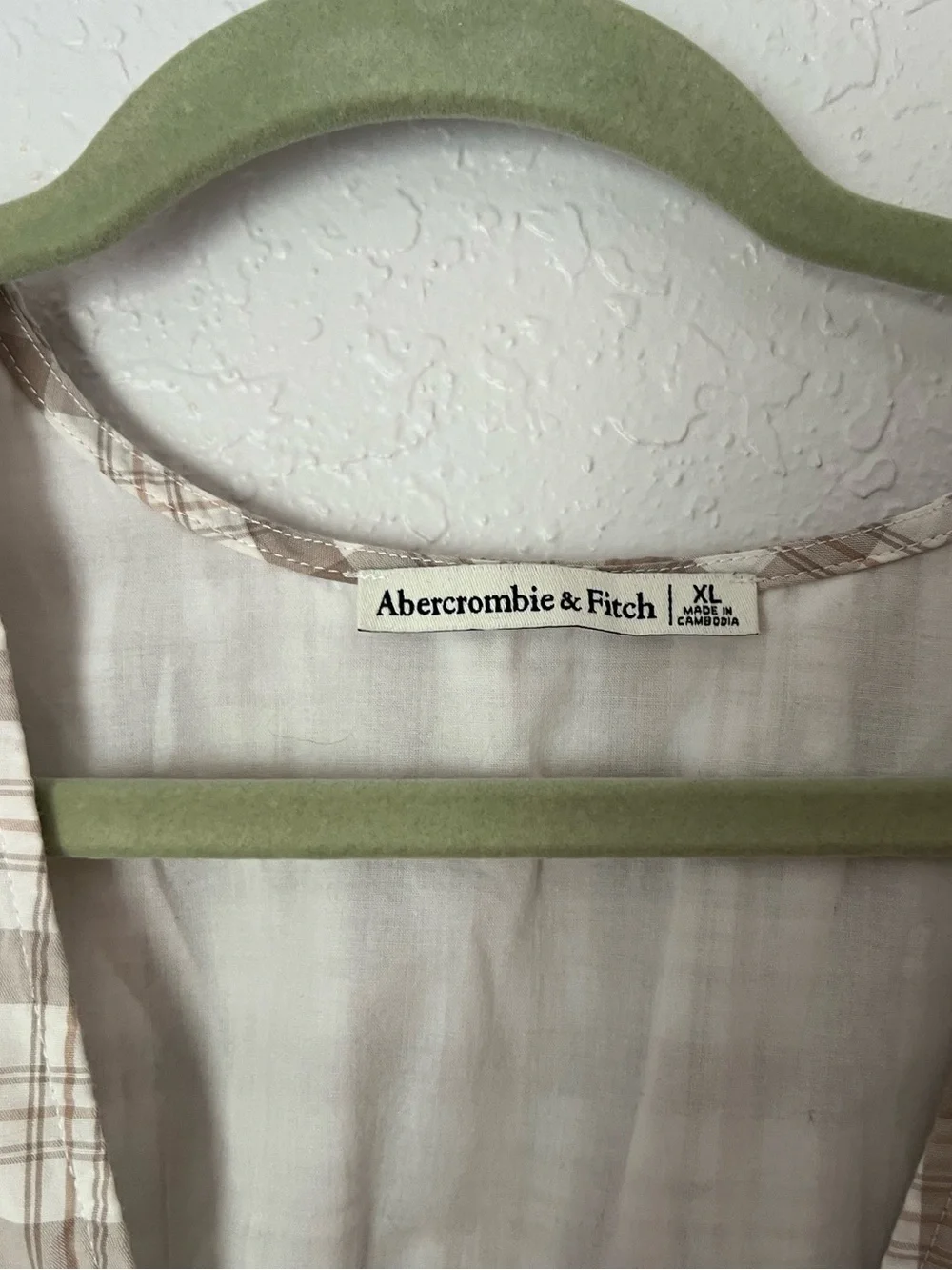 Abercrombie & Fitch Beige Plaid Puff-Sleeve Button Top